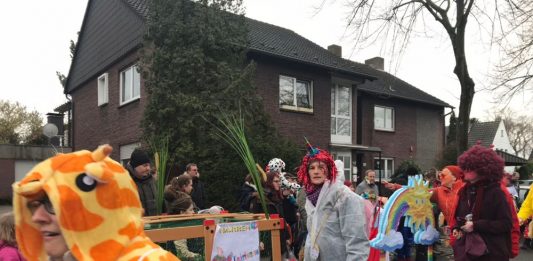 Holsterhausen Helau-Kinderkarnevalsumzug Dorsten-Holsterhausen