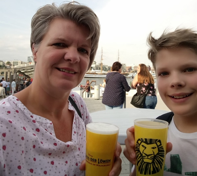König der Löwen brüllt für Diana und Leonard