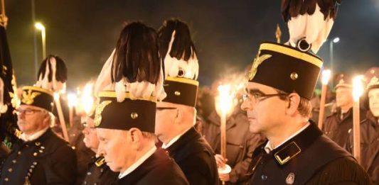Grosser Zapfenstreich, ende der Steinkohle Zeche Fürst Leopold in Dorsten