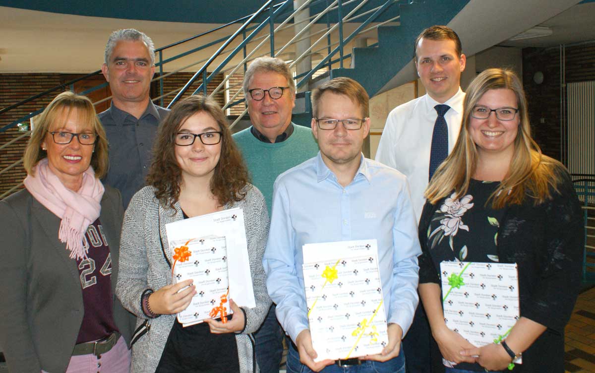 Pressemitteilung-Auszeichnung-Auszubildende