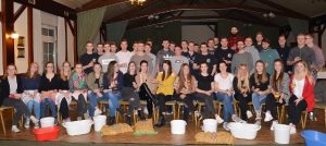Dorsten-Oestrich Wurstjäger schälen Kartoffeln