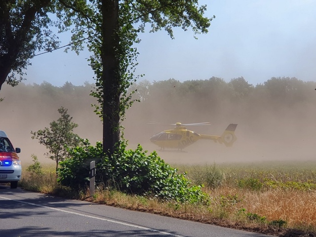 Rettungshubschrauber im Landeanflug