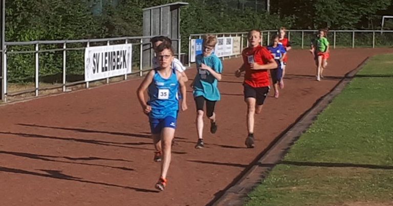 Marvin Weiss:   Citylaufsieger in Menden – Stadtmeister in Dorsten