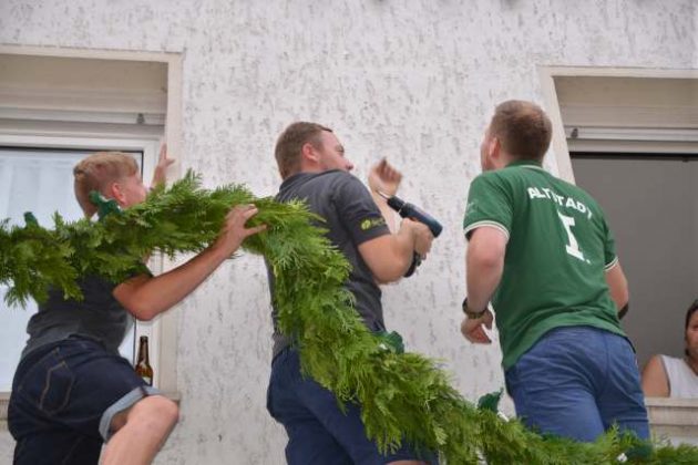 Altstadtsch&uuml;teznfest Dorsten 2019 Kr&auml;nzen