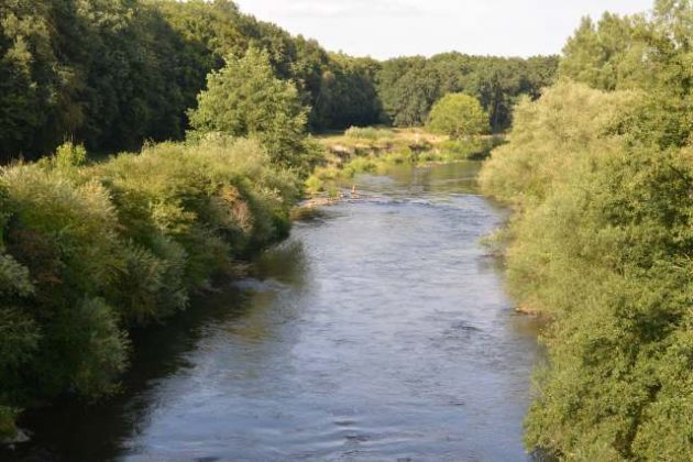 Industrietaucher in der Lippe Dorf Hervest Dorsten