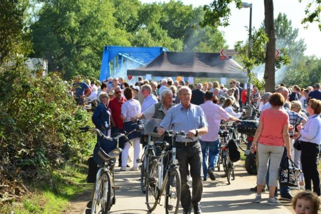 Br&uuml;ckenfest Hervest Br&uuml;cke er&ouml;ffnet