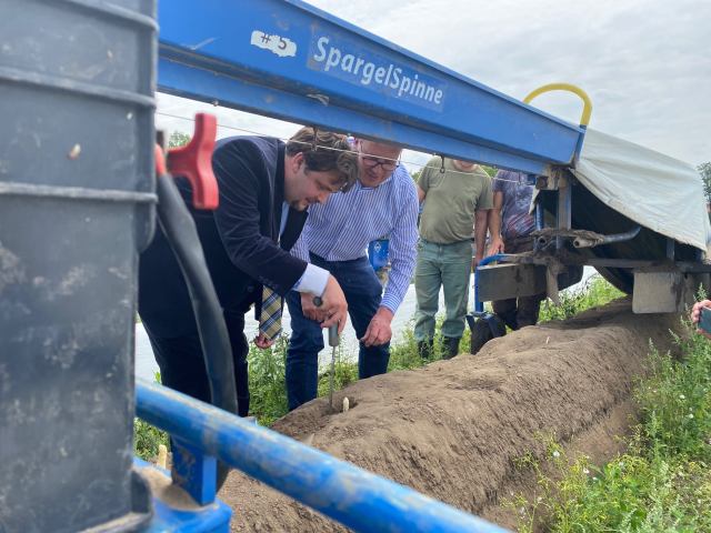 Spargel Kemna in Hervest mit CDU Dorsten