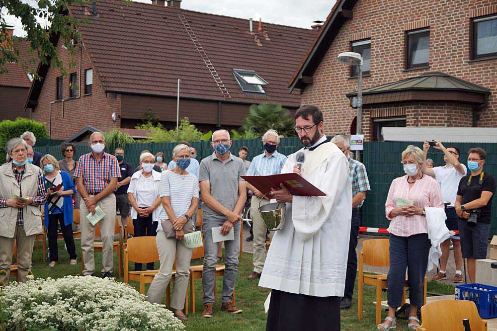 schutzmantelmadonna-Tisa-von-der-Schulenburg-