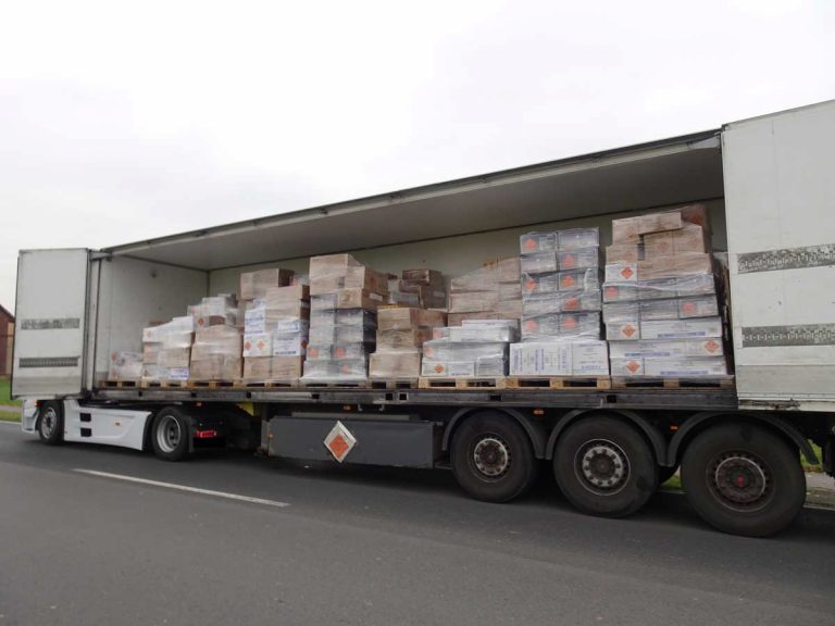 LKW-stark-beschädigt