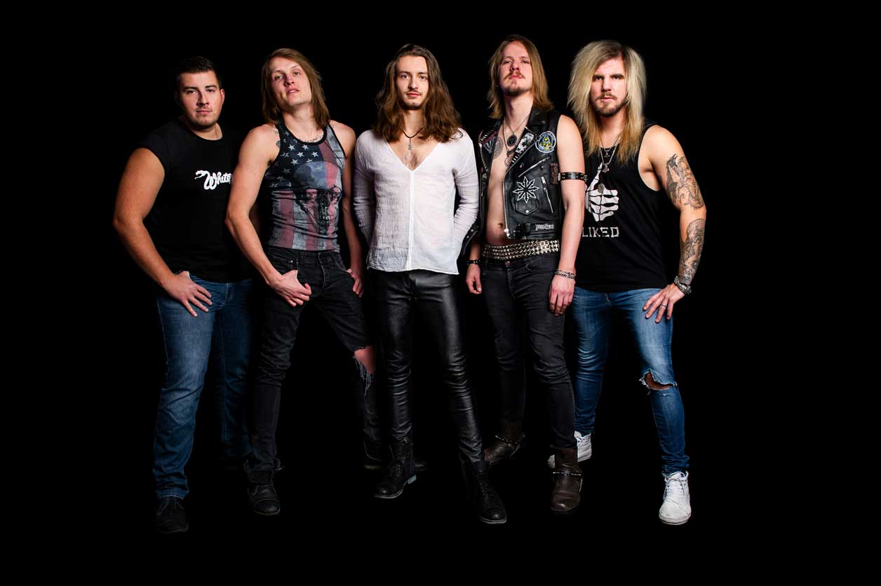 Slippery_Bandpic2019