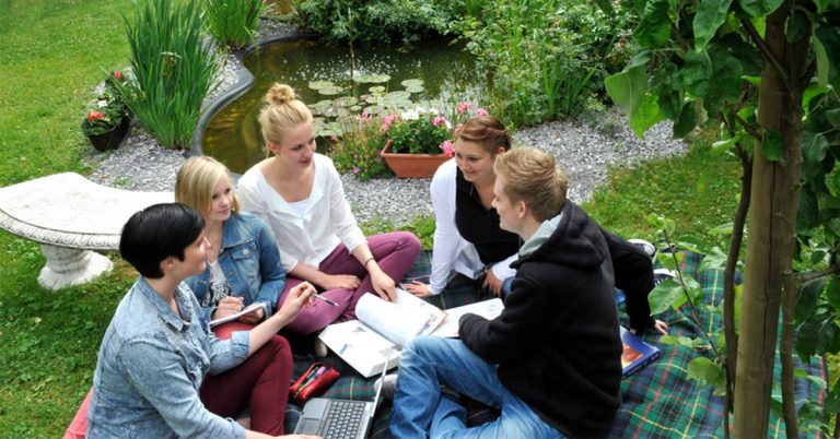 Ausbildung im St. Elisabeth Bildungsinstitut Dorsten
