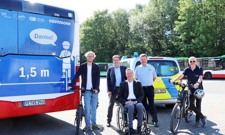 Abstand-Autosfahrer-und-Fahrrad