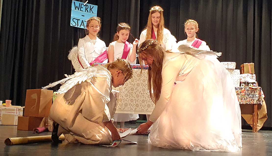 Theater--Weihnachten-St.-Ursula-Realschule