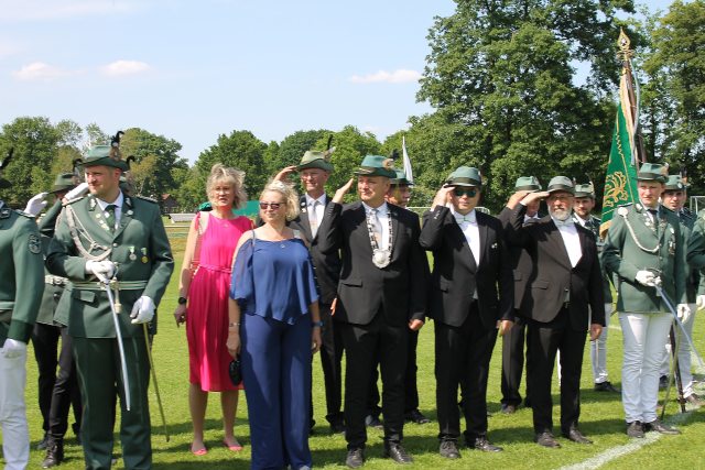 Jubilaeum-Parade-Schuetzenverein-Holsterhausen-53-