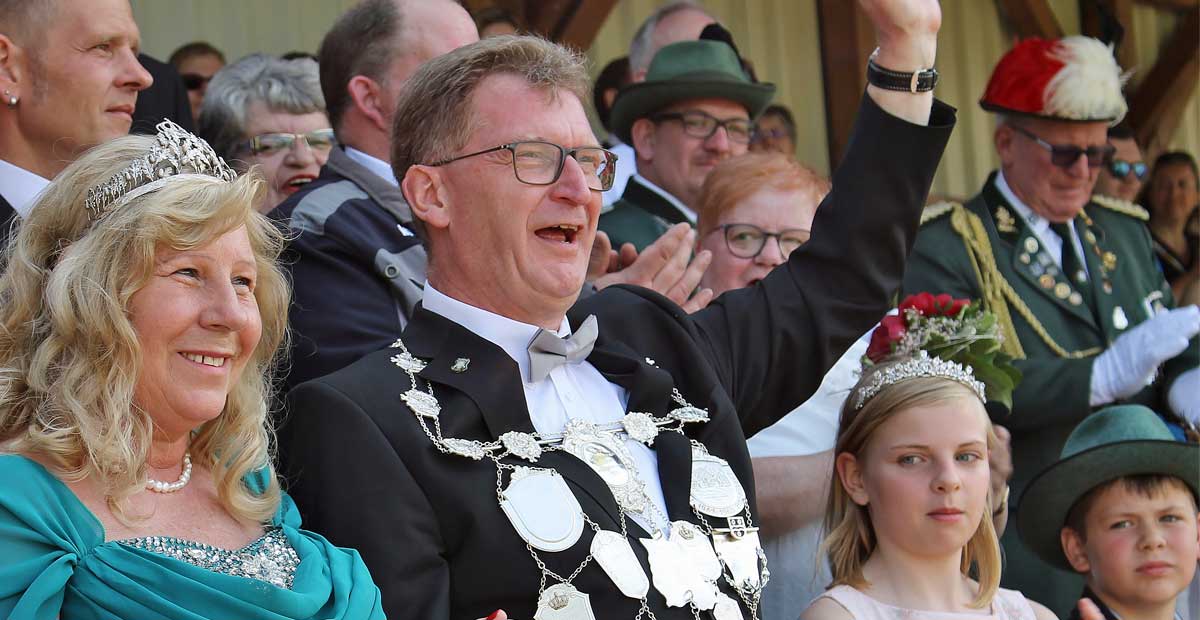 Königspaar Magnus Kimmeskamp und Manuela Husch