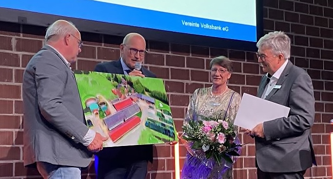 Vertreterversammlung Volksbank Ehrung Friedrich Steinmann