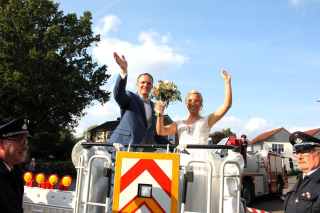 Traumhochzeit Tobias Stockhoff und Monika Heisterklaus. Foto: Petra Bosse