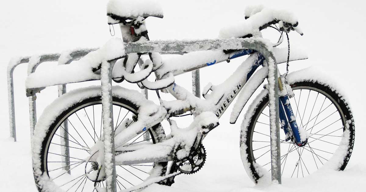 Fahrrad im Schnee