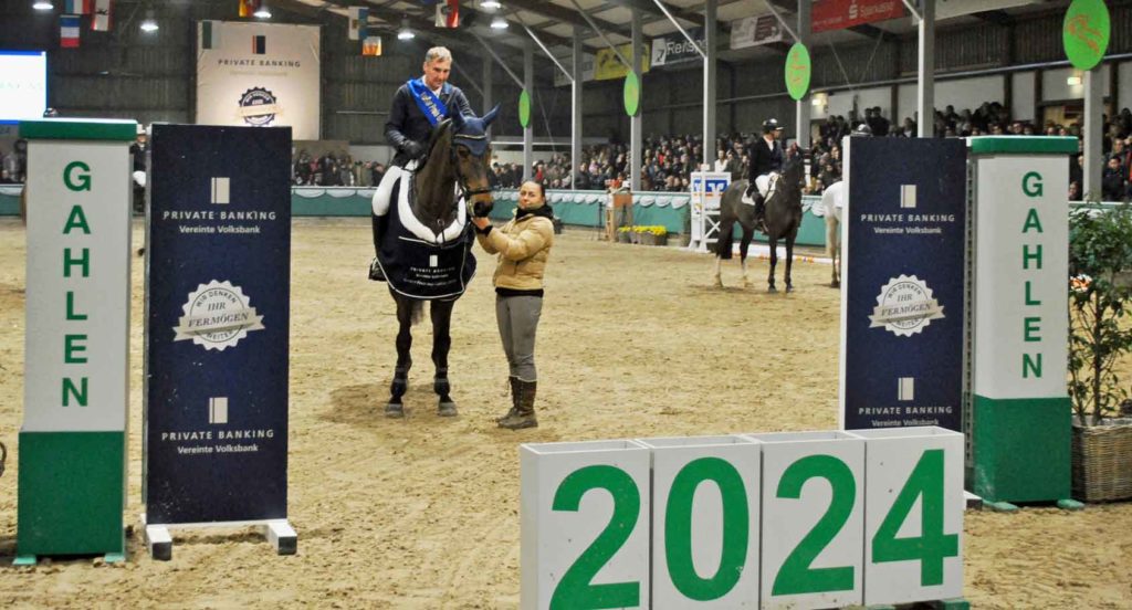 Siegerehrung Reitturnier Springen Gahlen