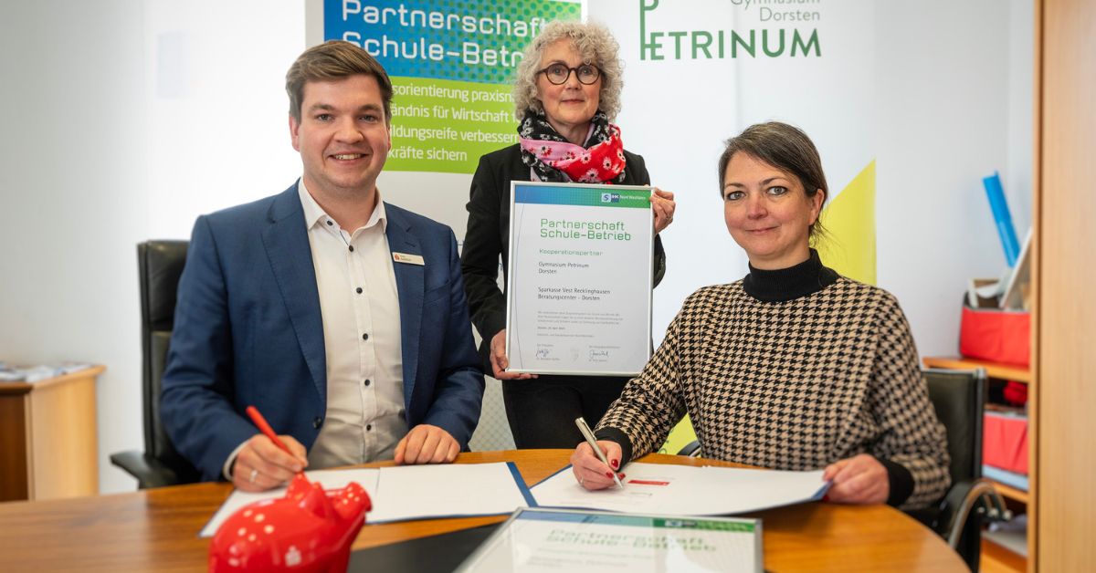 Sparkasse Vest kooperiert mit Gymnasium Petrinum