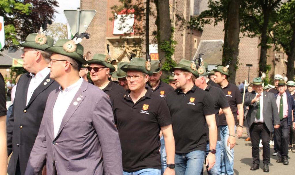Vorparade Schützenverein Holsterhausen-Dorf 2024