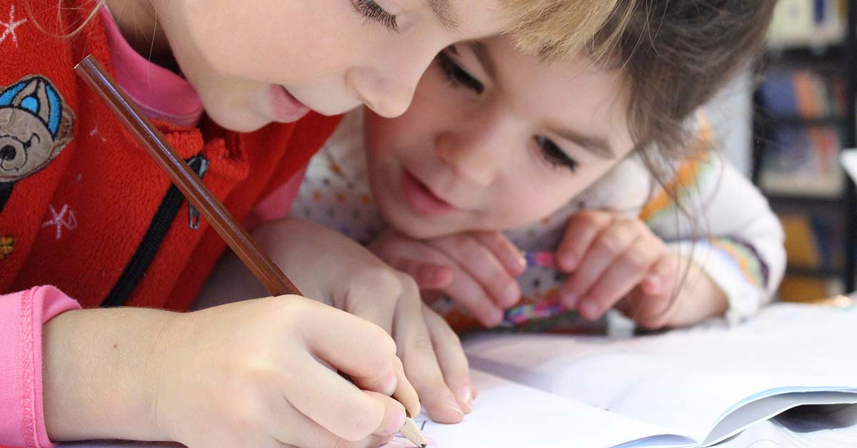 Schule Kinder OGS Unterricht