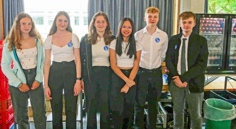 St. Ursula Realschule feiert 325 Jahre Ursulinen in Dorsten