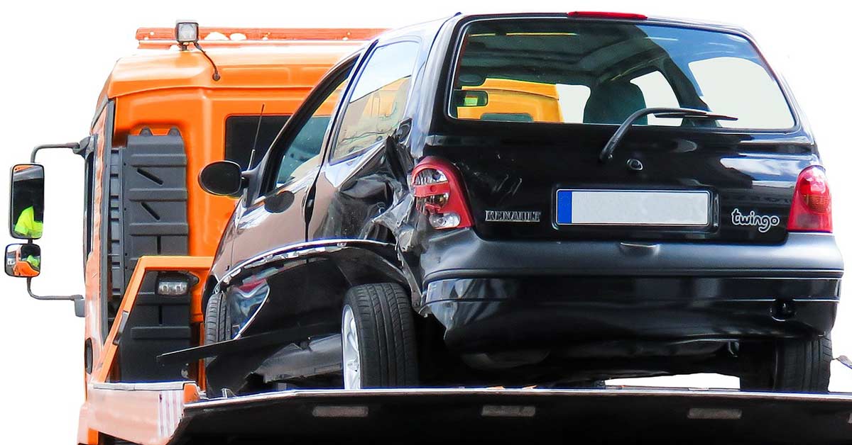 Unfall Abschleppfahrzeug