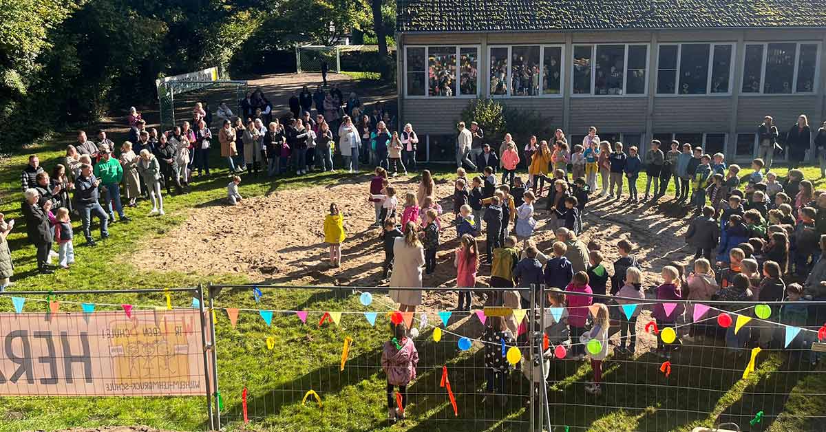 Richtfest an der Wilhelm-Lehmbruck-Schule für das neue OGS Gebäude