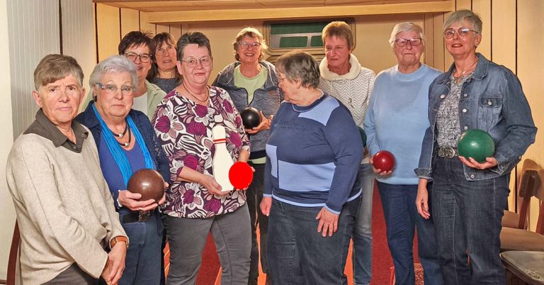 Kegelspaß in Wulfen: Damen der IGBCE treffen sich zum Wettstreit