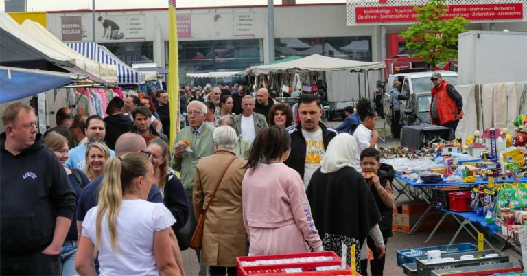 Floh- und Trödelmarkt Dorsten bei Poco 2025