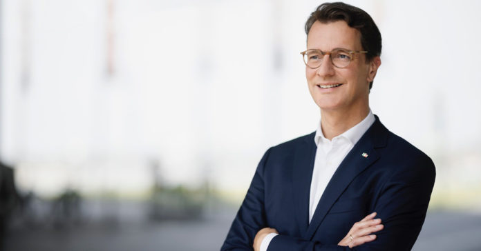 Minister Wüst kommt nach Dorsten