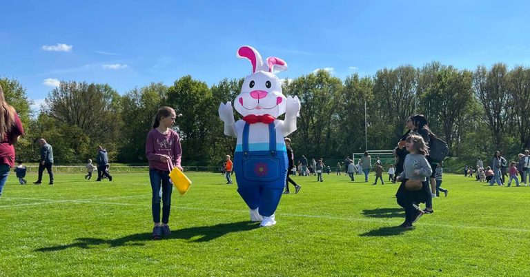 Fröhlich bunte Ostereier-Suche beim SuS Hervest