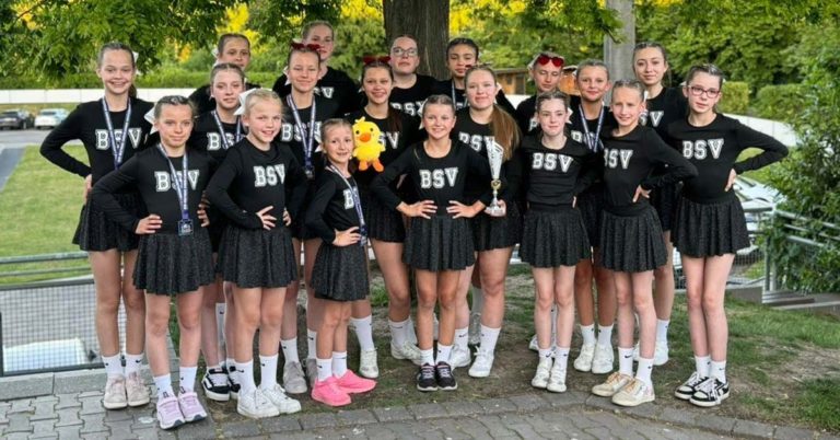 BSV Wulfen Cheerleader begeistern: Peewees werden Deutsche Meister