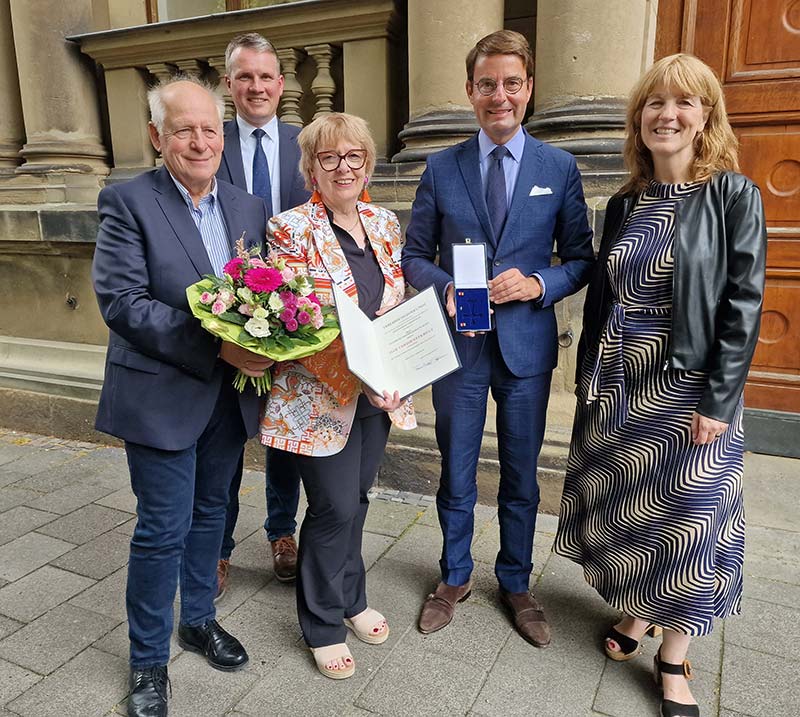Elisabeth Cosanne-Schulte-Huxel Bundesverdienstkreuz