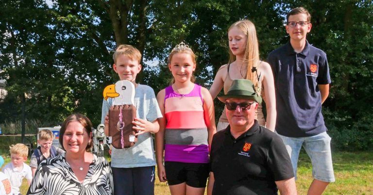 Kinderkönigspaar Holsterhausen-Dorf Kinderfest