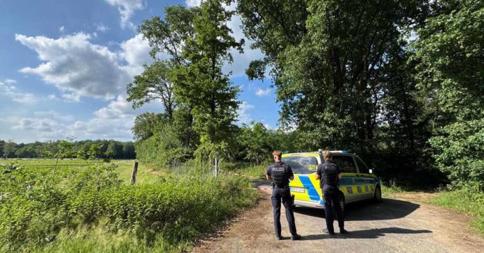 Frau mit 19 Monaten altem Kind an einem Waldweg in Dorsten Holsterhausen getötet