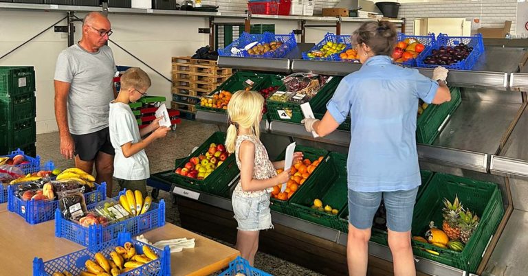 Ein Tag bei der Tafel: Kinderbürgermeister erleben gelebte Solidarität