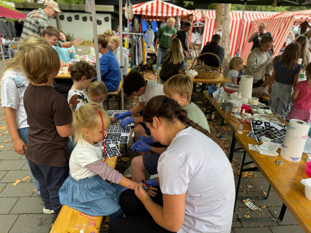 Familien-Trödelmarkt im Bürgerpark Dorsten 2025