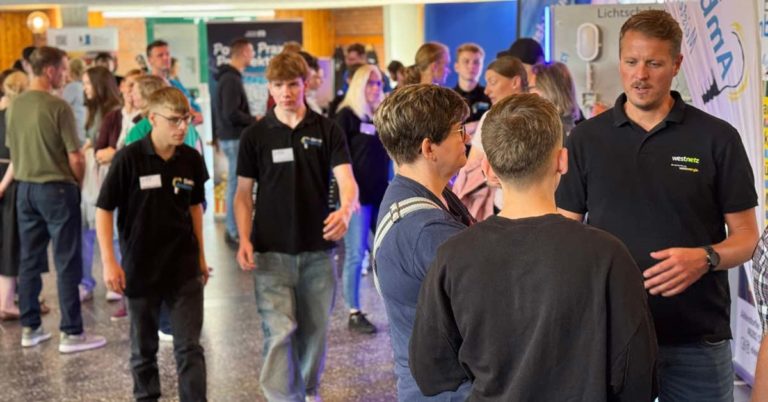 Erfolgreiche Ausbildungs- und Studienbörse an den Ursulaschulen