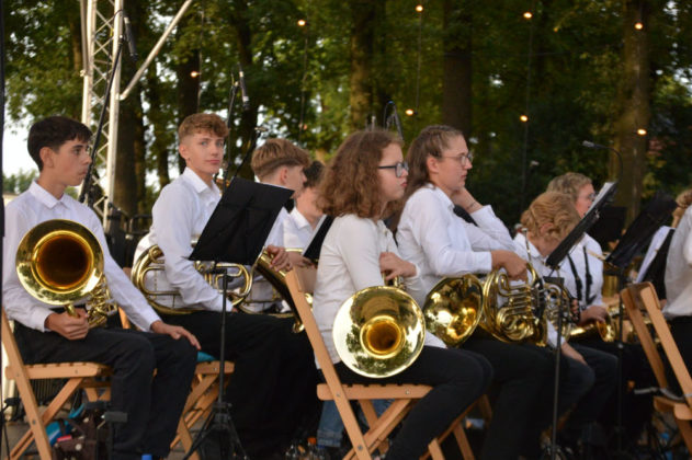 Die Brotzeit hat sich l&auml;ngst zu einem festen Termin im Dorstener Kulturkalender entwickelt. Wer einmal dabei war, wei&szlig;: Hier z&auml;hlen Musik, Gemeinschaft und ein unvergessliches Sommerabendgef&uuml;hl.