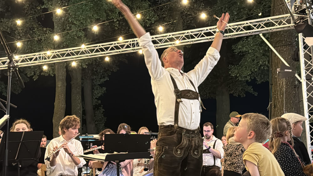 Brotzeit der Schützenkapelle Rhade mit rund 2500 Besucher