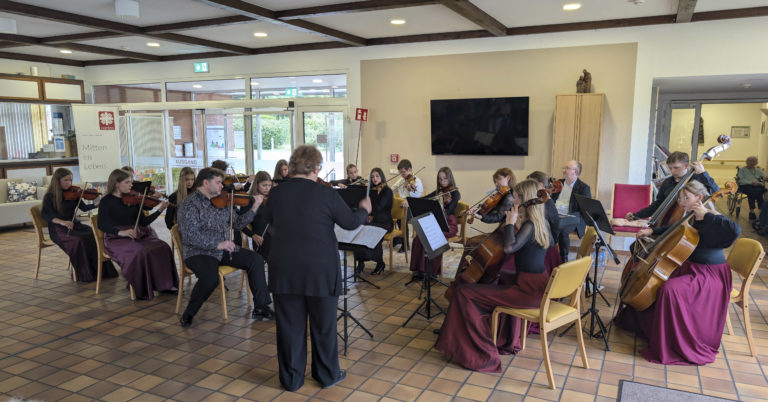 Orchester aus Rybnik musiziert in den Mercaden
