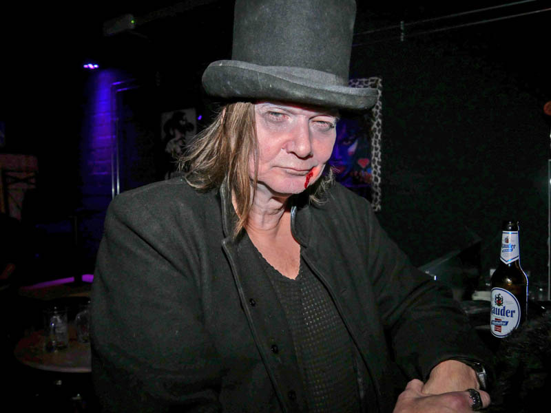 Halloween Vinyl Cafe 2025