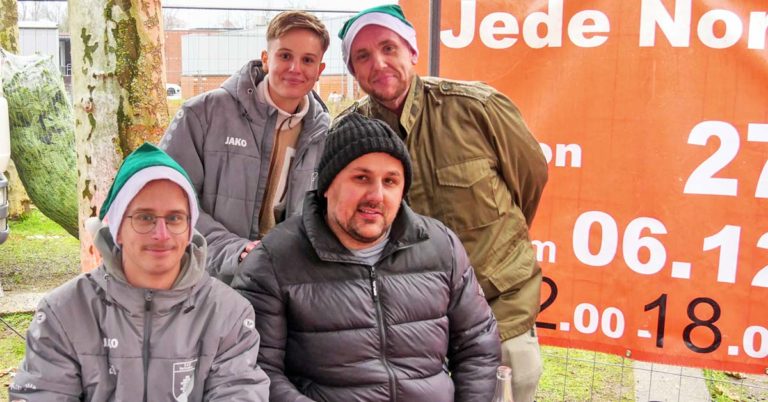 Weihnachtsmarkt in Wulfen-Barkenberg: Tannenbäume für den guten Zweck
