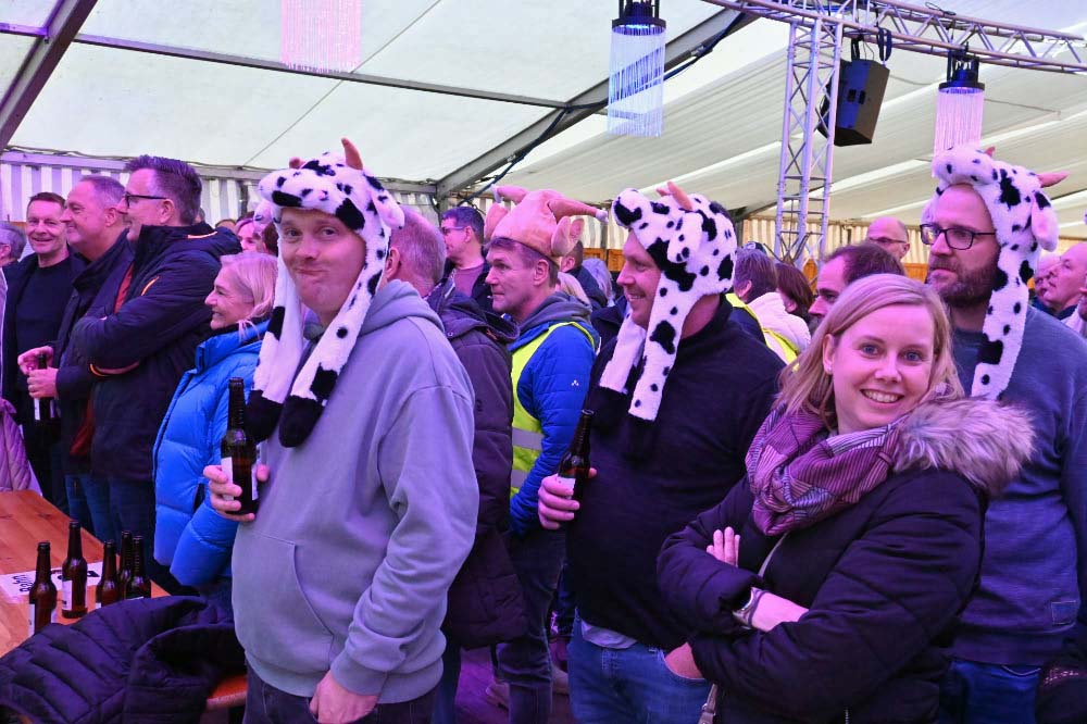Eisstockmasters Lembeck im Festzelt des Schützenvereins Lembeck