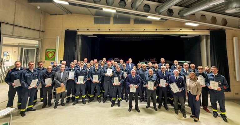 Alle Jubilare der Feuerwehr Dorsten