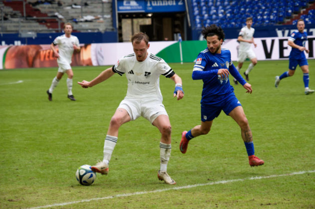 Spielszene SV Lembeck in der Veltins-Arena