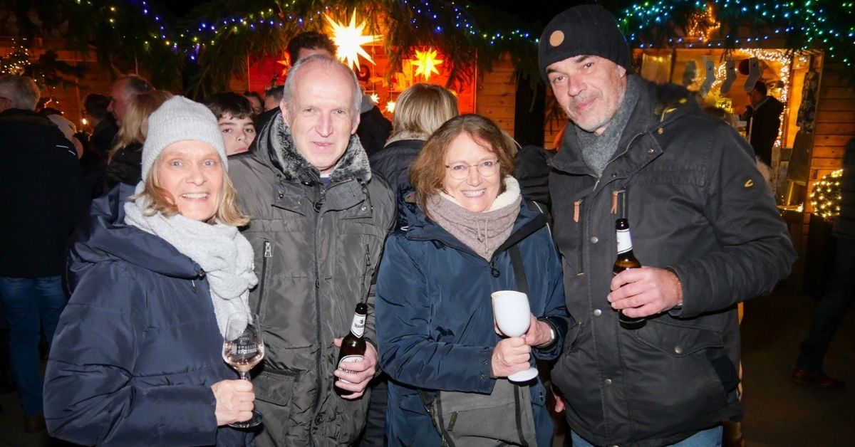 Gute Stimmung und geselliges Beisammensein prägten den Weihnachtsmarkt an der Oude Marie, der viele Besucher in den Bürgerpark Maria Lindenhof lockte. (Foto: Haug)