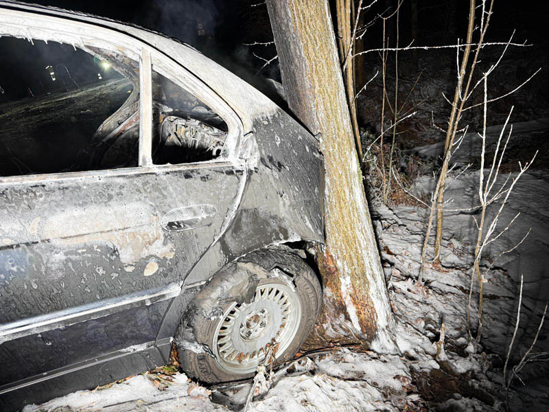 Unfall Dorsten Lembeck Auto brennt aus Januar 2026